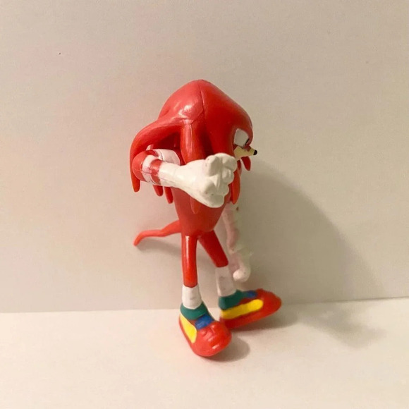 Sonic the Hedgehog Knuckles  PVC Mini Figure 2 Inch Tall Toy - Picture 4 of 8